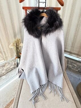 Belle Fare grey sweater poncho